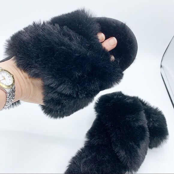 Lauren Conrad Black Fuzzy Criss-Cross Open Toe Slip-On Slipper NWOT‎ Sm 6-7 - Picture 6 of 8